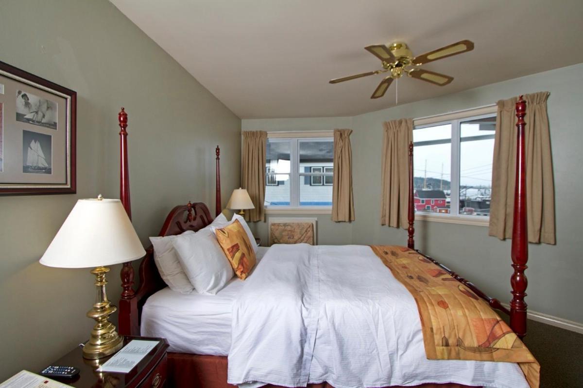 Brigantine Inn Lunenburg Zimmer foto
