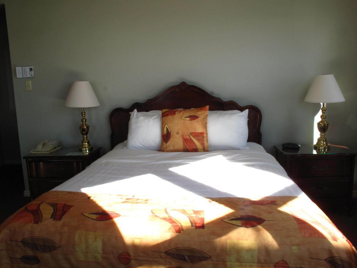 Brigantine Inn Lunenburg Zimmer foto